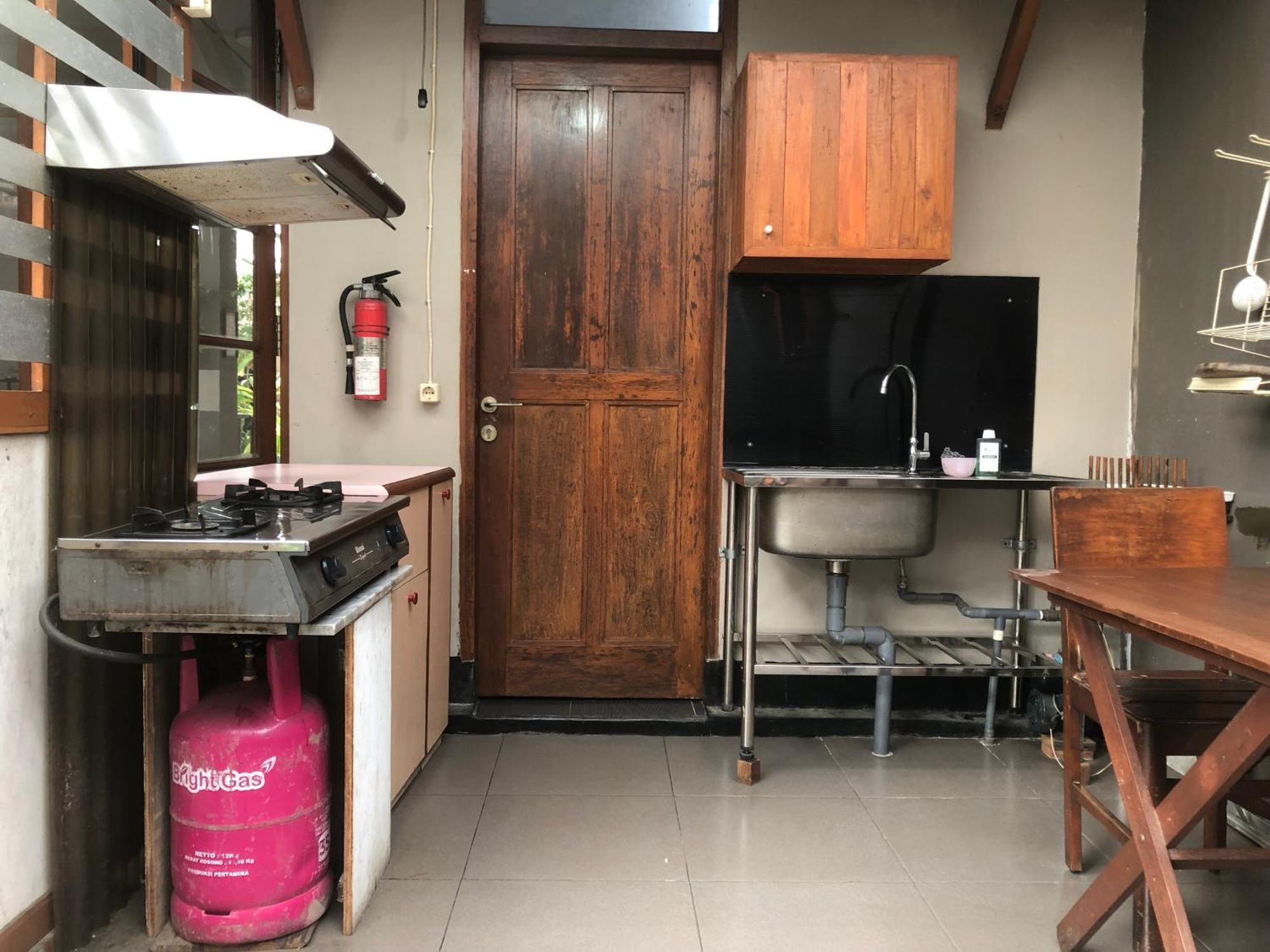 De Riau Guesthouse Бандунг Екстер'єр фото
